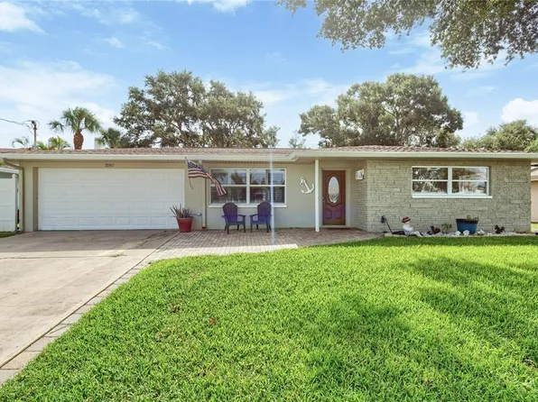 2287 Carolyn Dr, Dunedin, FL 34698