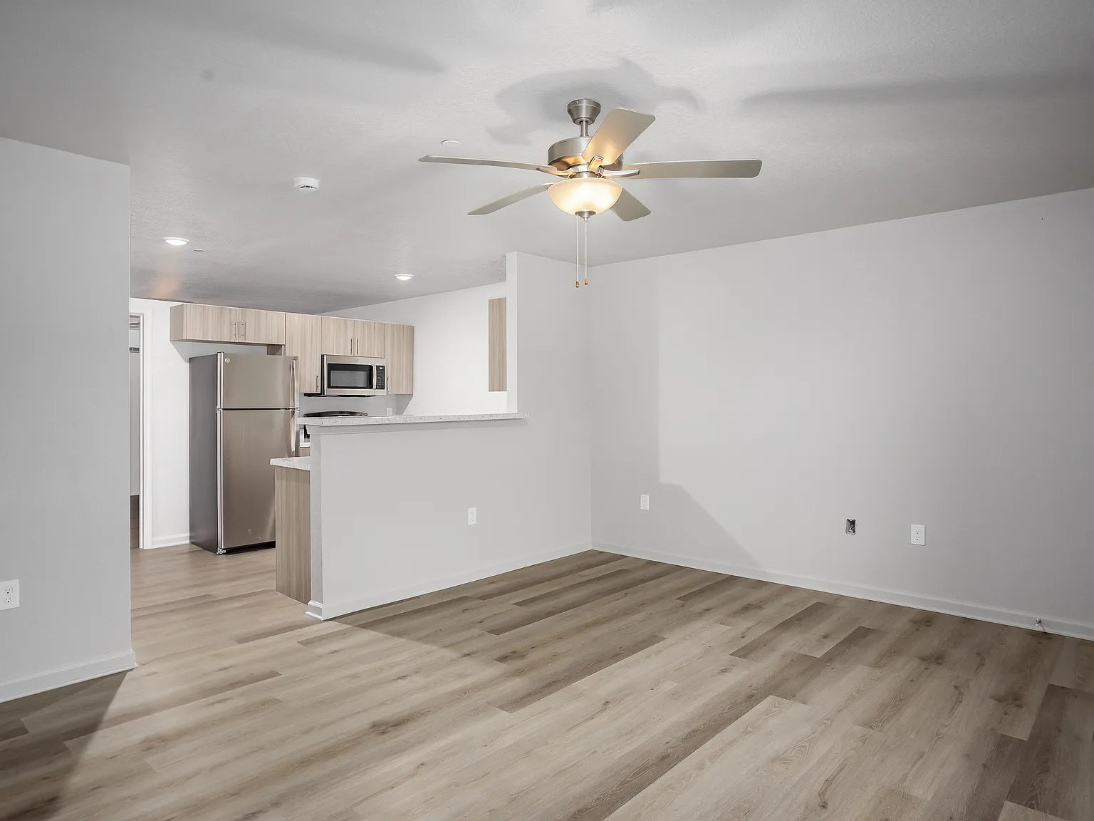 1 bed, $950 — Photo 3