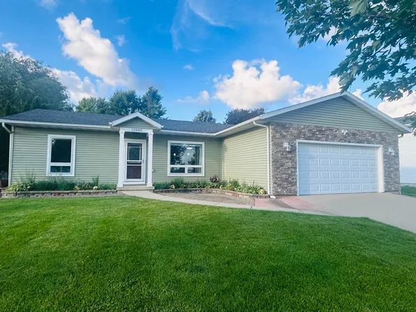 10880 Smokey Mountain Trl, Blue Mounds, WI 53517