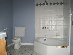 5th image of 7166 Leota Ln
