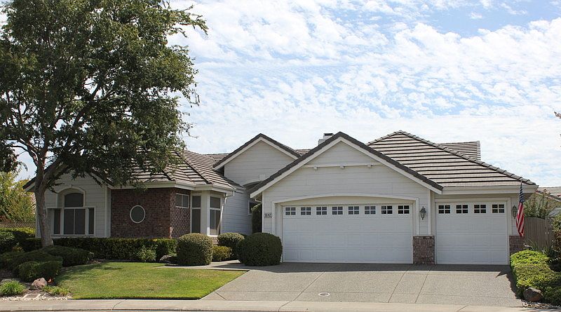 1st image of 5042 Dragonfly Ln