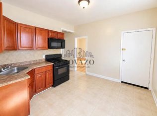 110 Brookdale Ave Floor 2, Newark, NJ 07106