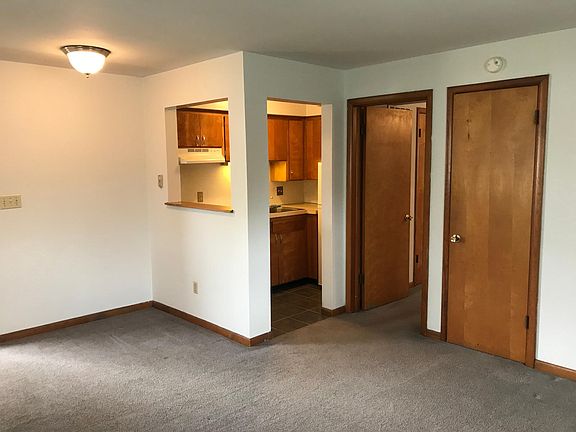 2nd image of 1669 W 3rd Ave