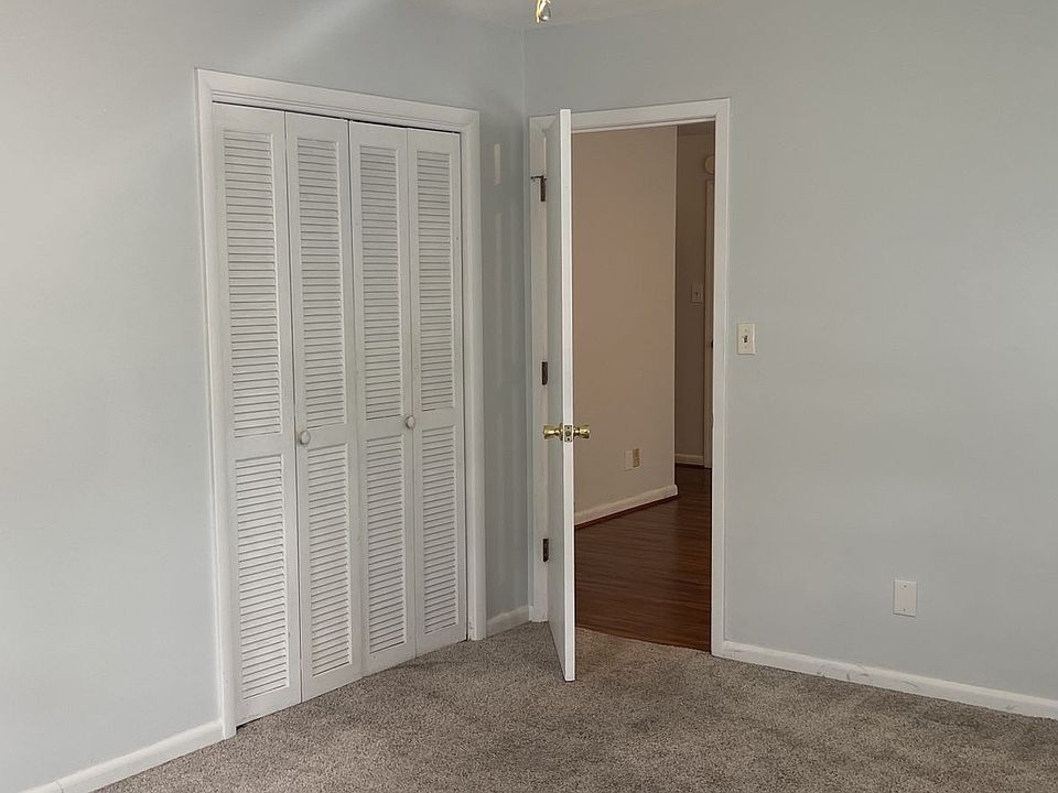 SH283South Washington Street Apartments 520 S Washington St Shelby