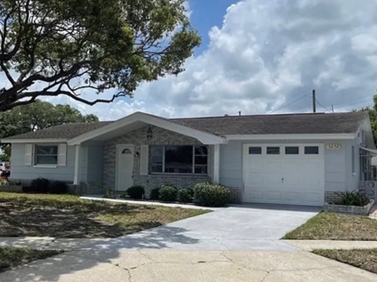 5252 Mosaic Dr — Photo 11