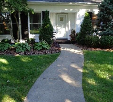 2nd image of 33 Davis Dr