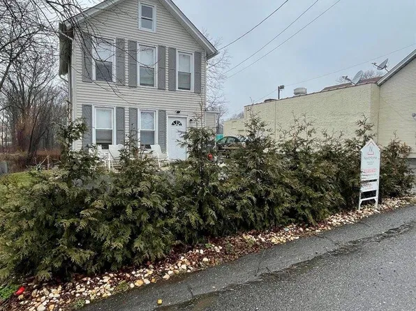 642 Holmdel Rd, Hazlet, NJ 07730