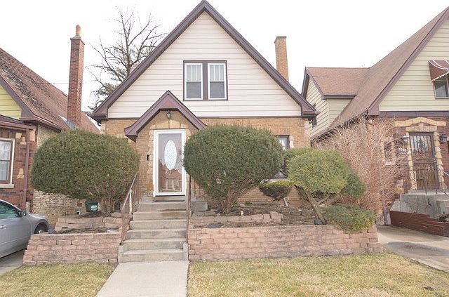 1st image of 1033 S 23rd Ave