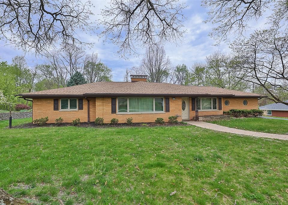 1st image of 8555 Lynnehaven Dr