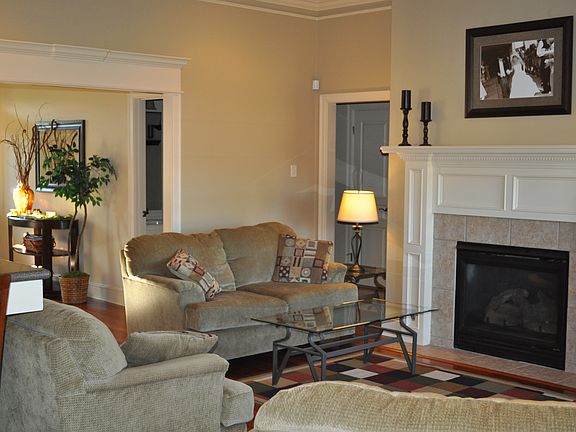 5th image of 840 Cordoba Dr