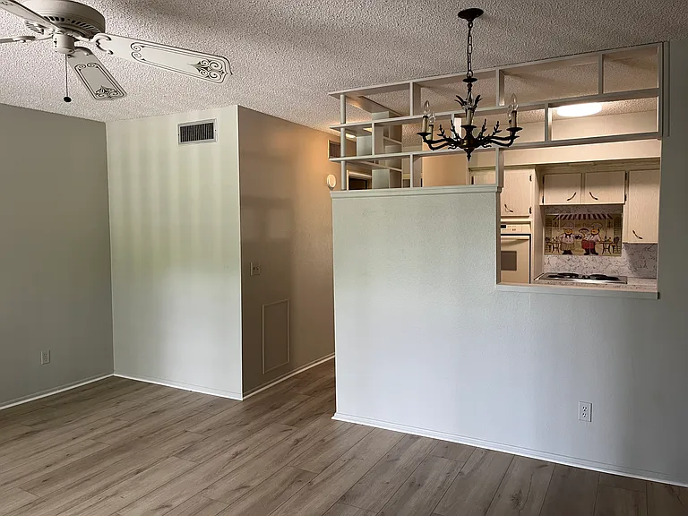 2100 World Parkway Blvd #56 — Photo 7