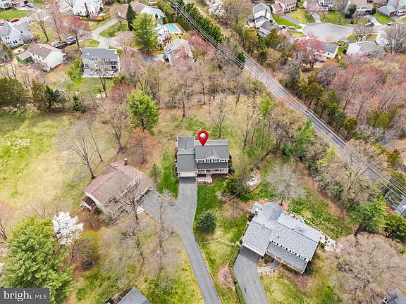 2nd image of 3509 Wisteria Way Ct