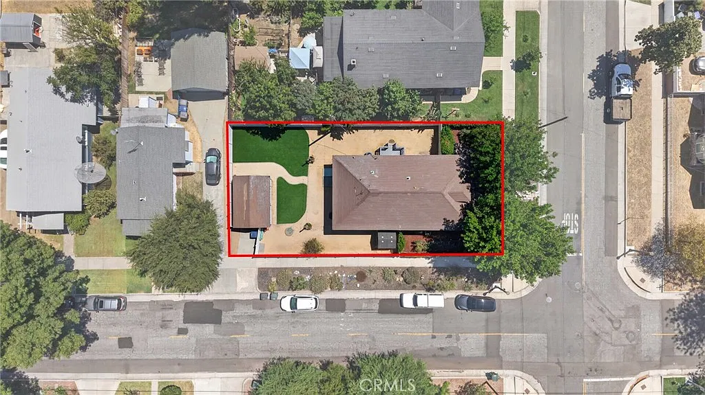 3 bed, 1118 sqft, $3,400 — Photo 3
