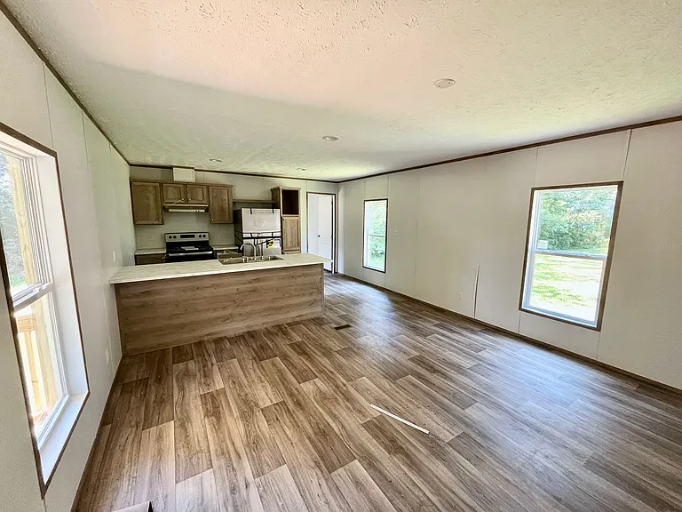 226 Old Airport Rd — Photo 31