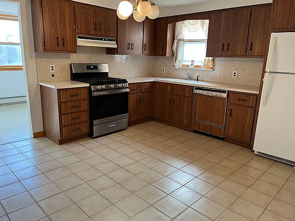 2nd image of 327 Christine St #1R