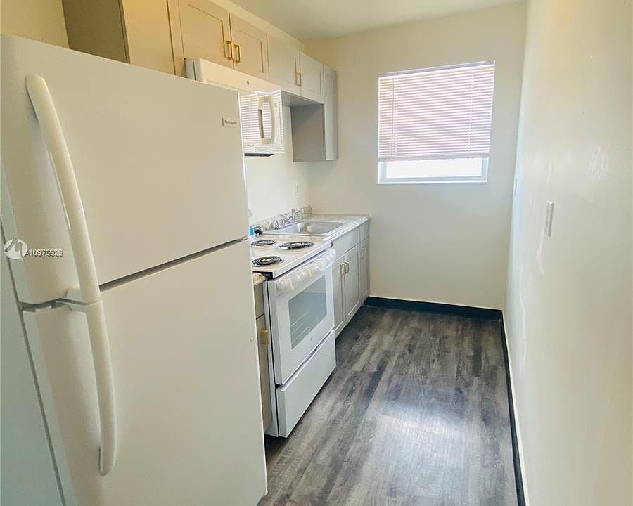 1st image of 560 NW 7th St #205