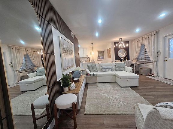 4th image of 312 Pine Ridge Circle #A-2