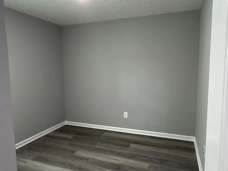428 W Waggoner St — Photo 21