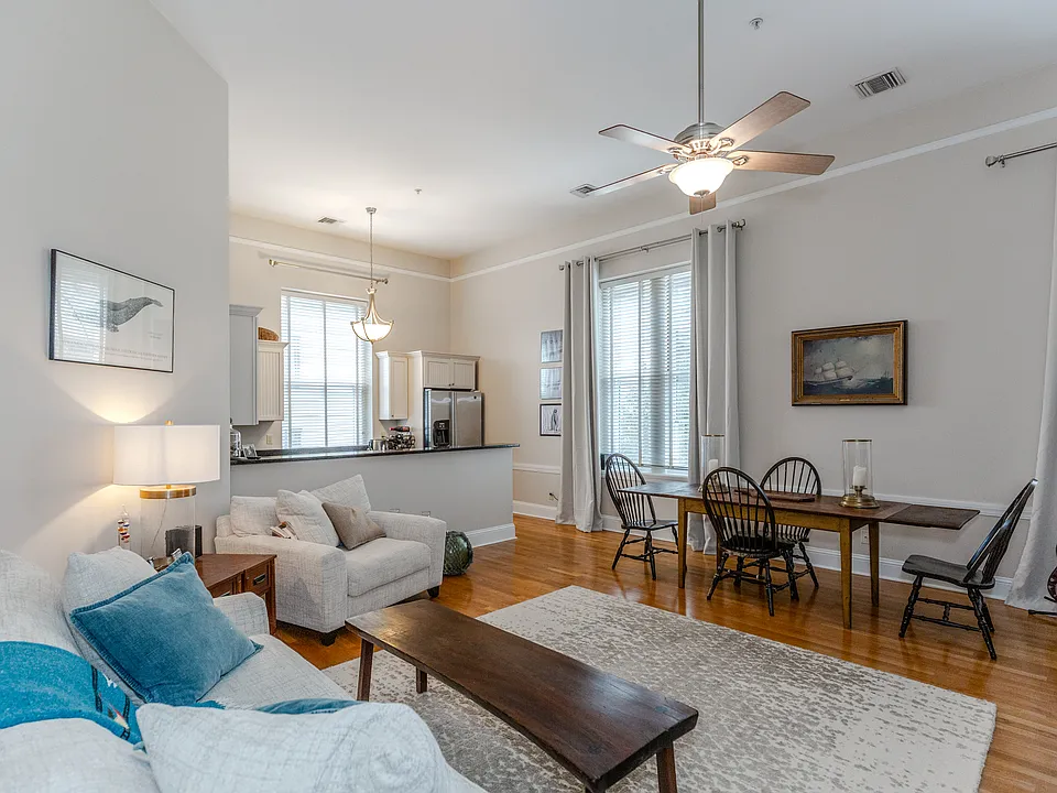 12 Elm St #2