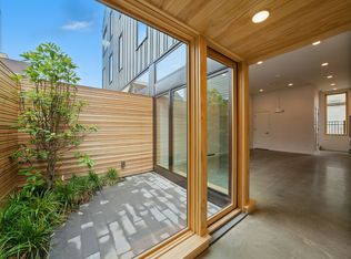 11 Beacon Ave FLOOR 2, Jersey City, NJ 07306