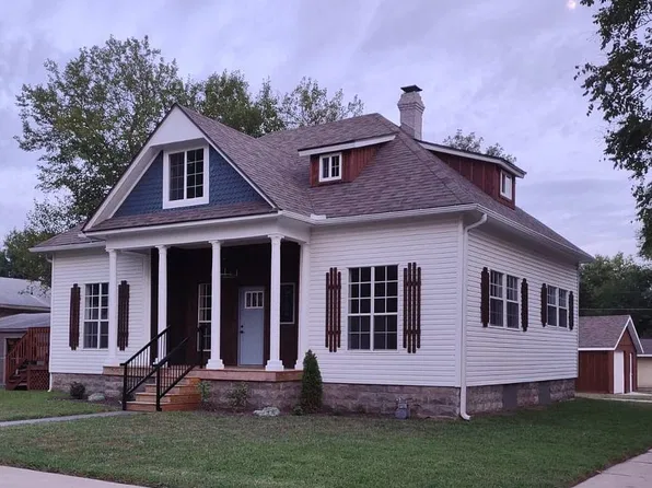 723 Wisconsin St, Neodesha, KS 66757