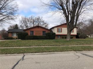 321 Village Square Rd, Dayton, OH 45458