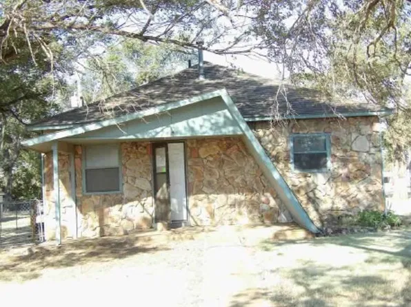 301 S Main St, Hardtner, KS 67057