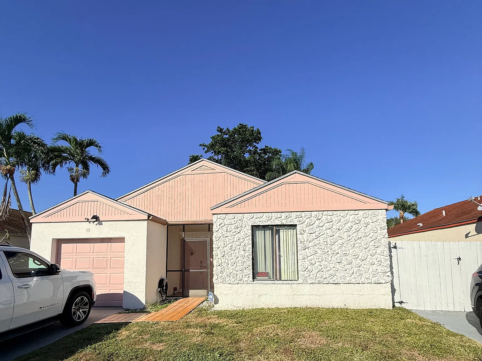 3 bed, 1454 sqft, $2,900 — Photo 1