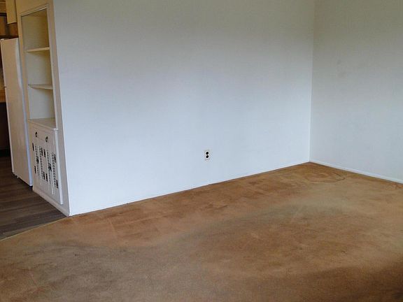 3rd image of 35662 Florane St