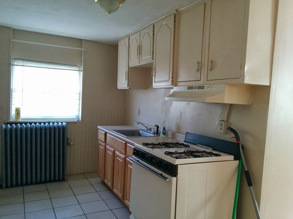 2nd image of 1348 W Front St APT 1B