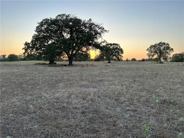 3868 Hidden Trl, North Zulch, TX 77872