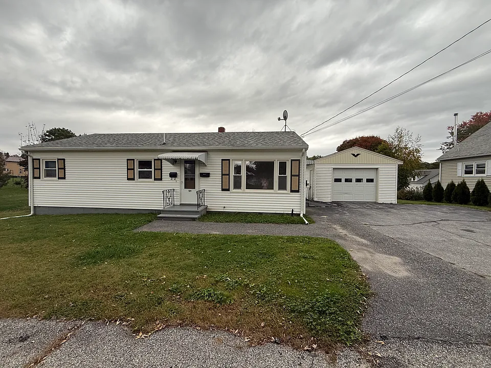 121 Dow Ave