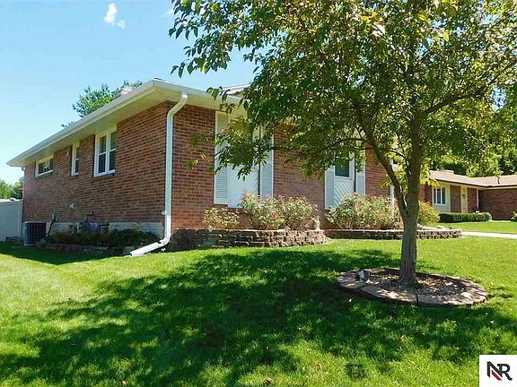 3rd image of 4830 Starling Dr