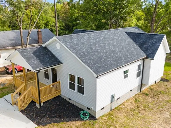 607 Lee St, Burlington, NC 27217