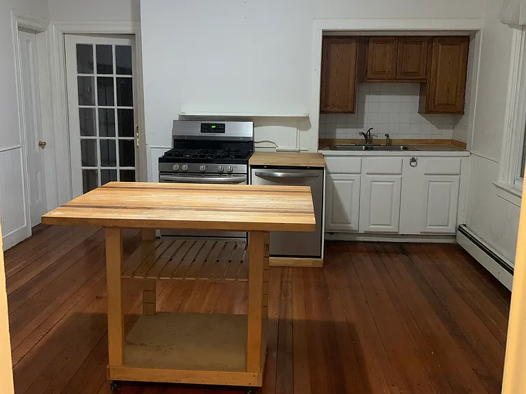 594 Wickenden St #1 — Photo 3