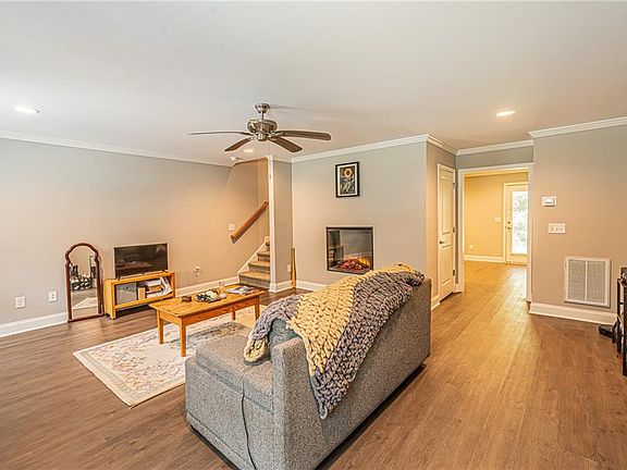 4th image of 502 Wimpy Mill Rd