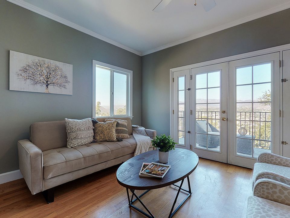 1st image of 2429 Echo Park Ave