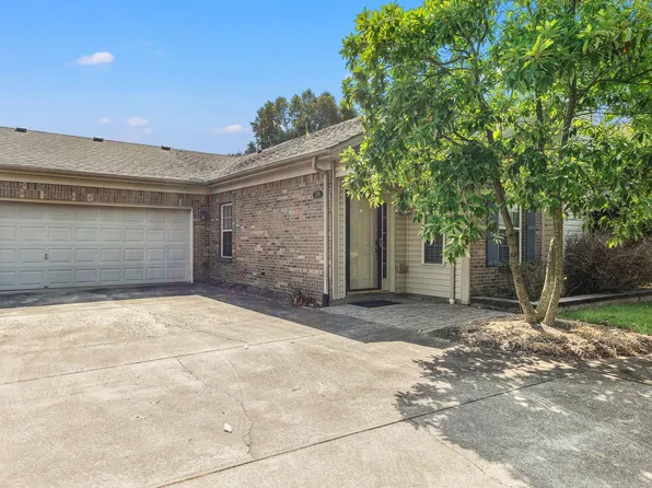 598 Goldon Trophy Trl, Lexington, KY 40514