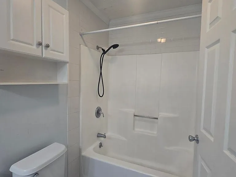 118 W Main St — Photo 10