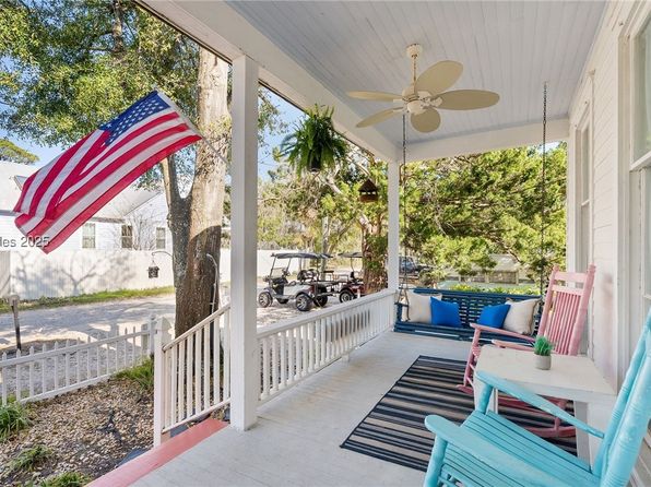30 Solomon Ave, Tybee Island, GA 31328