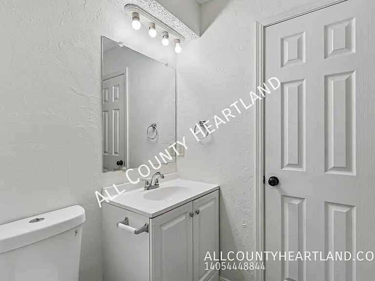 119 Woodman Dr — Photo 7