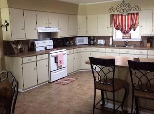 1001 Roma St, Breaux Bridge, LA 70517