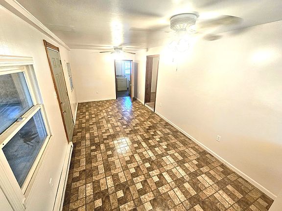 5th image of 8604 Stella Ave