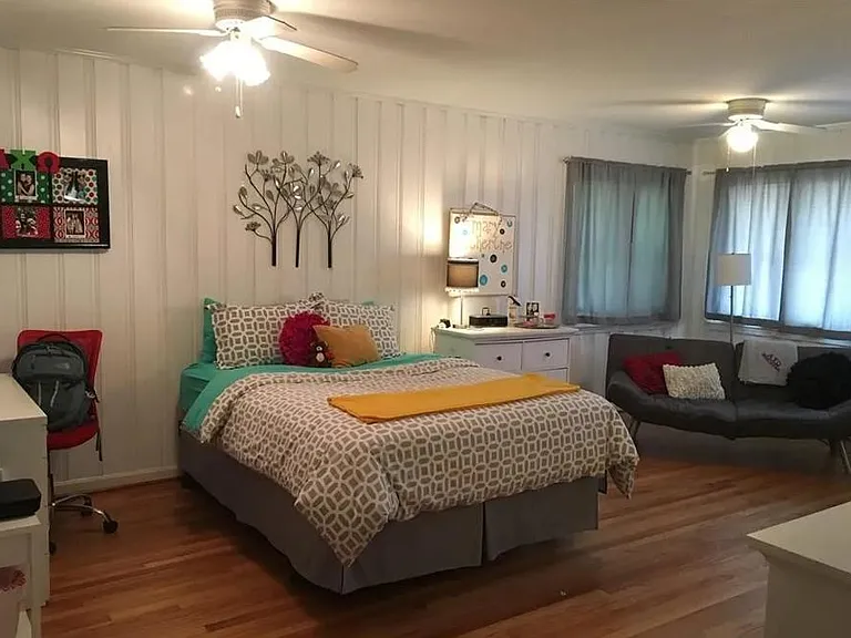 Large bedroom#3