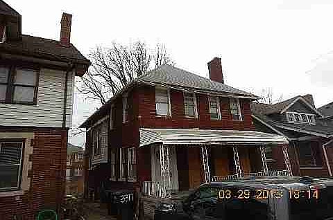 3325 Collingwood