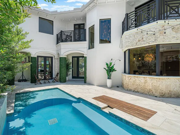 662 Boca Marina Court, Boca Raton, FL 33487