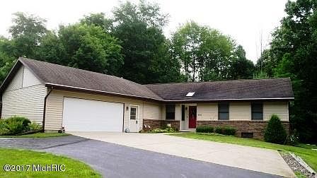 1st image of 406 Parkwood Dr