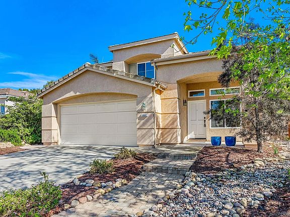 3rd image of 10941 Waterton Rd