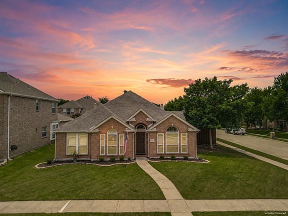 2nd image of 2865 Hancock Dr