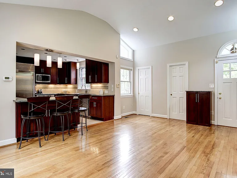 5013 Brookdale Rd — Photo 9